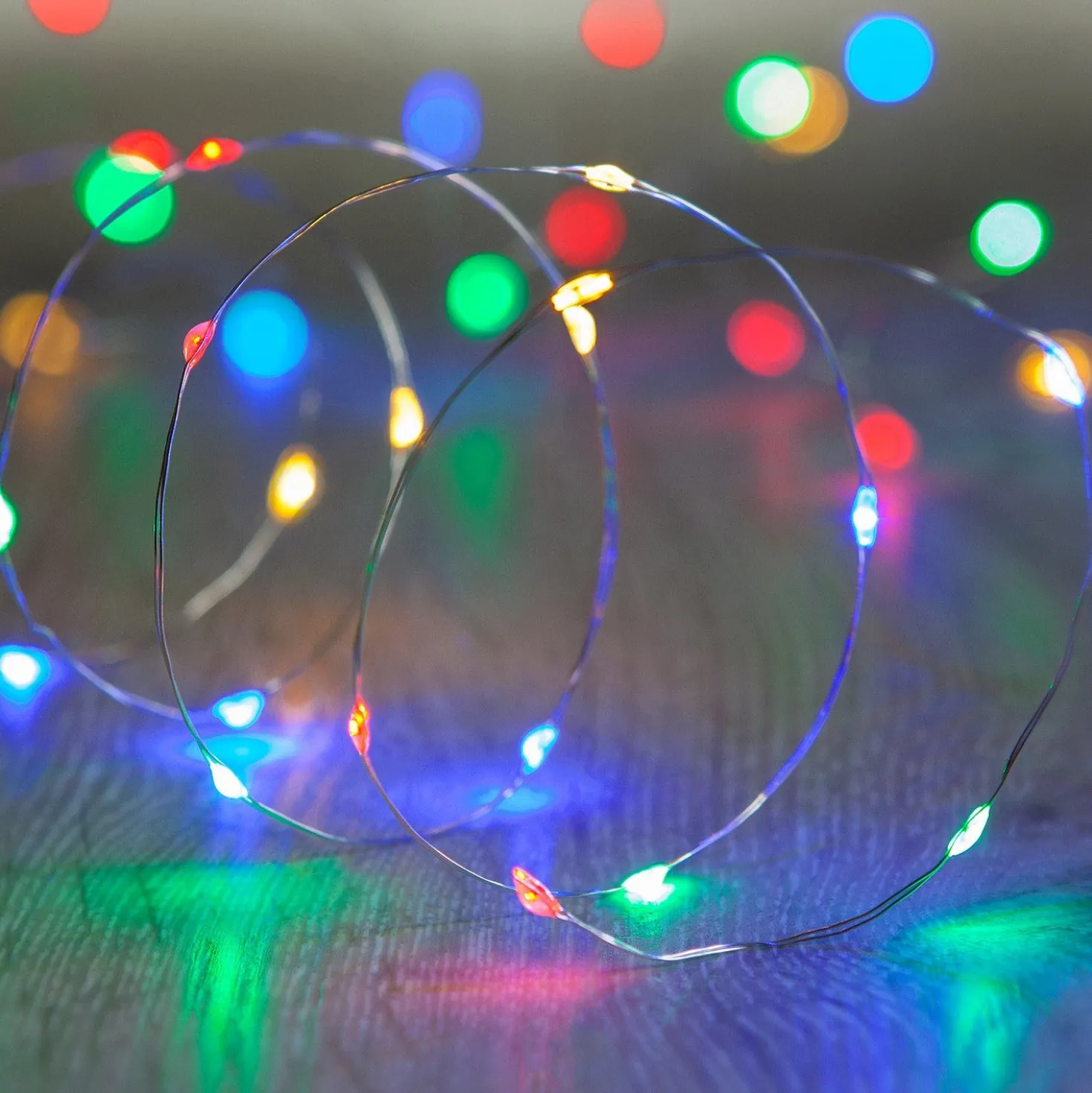 Batteriebetriebene 20er Mikro-LED-Lichterkette in Bunt