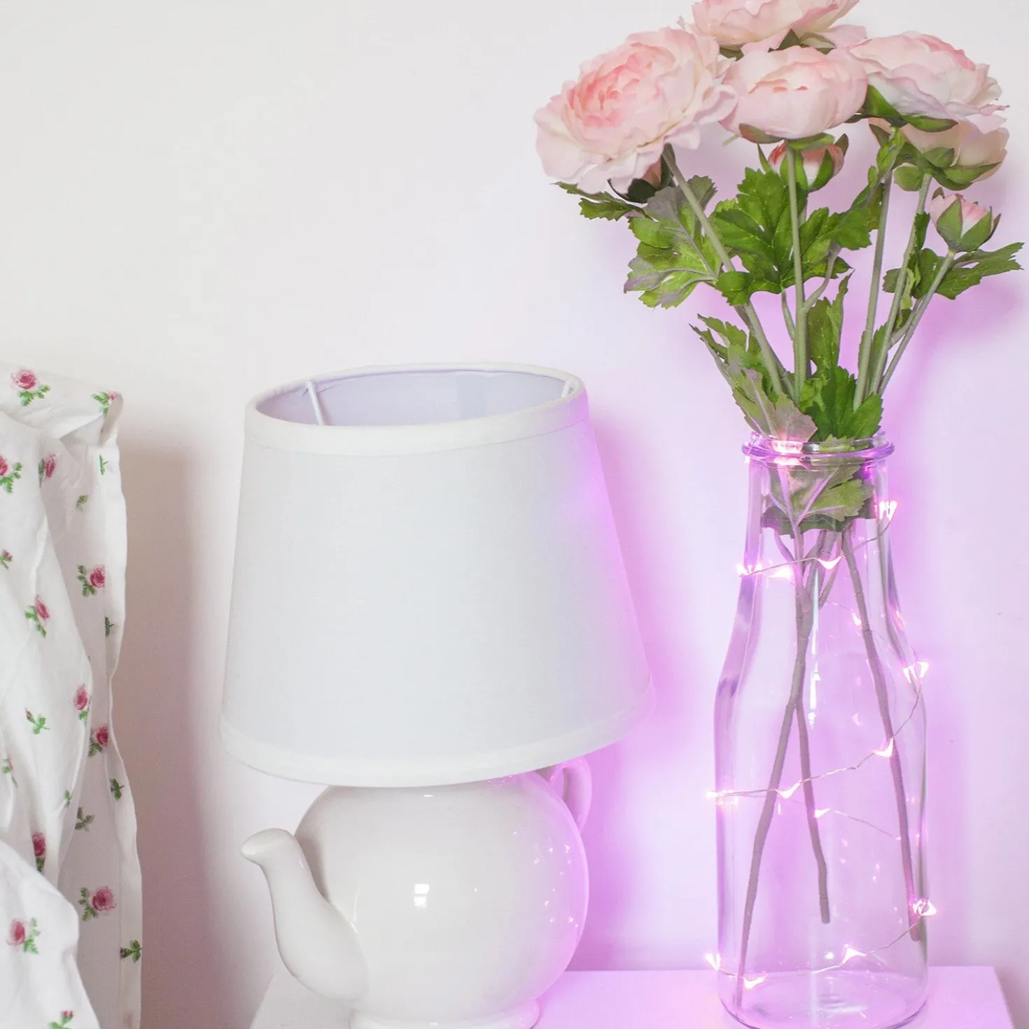 Batteriebetriebene 20er Mikro-LED-Lichterkette in Pink