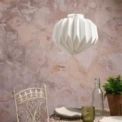 Batteriebetriebene LED-Papier-Pendelleuchte Shrewsbury in Warmweiß