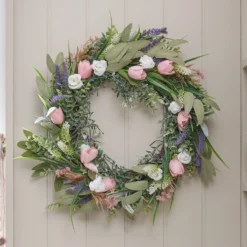 Batteriebetriebener LED-Tulpenkranz 55cm mit Lavendel & Rosen