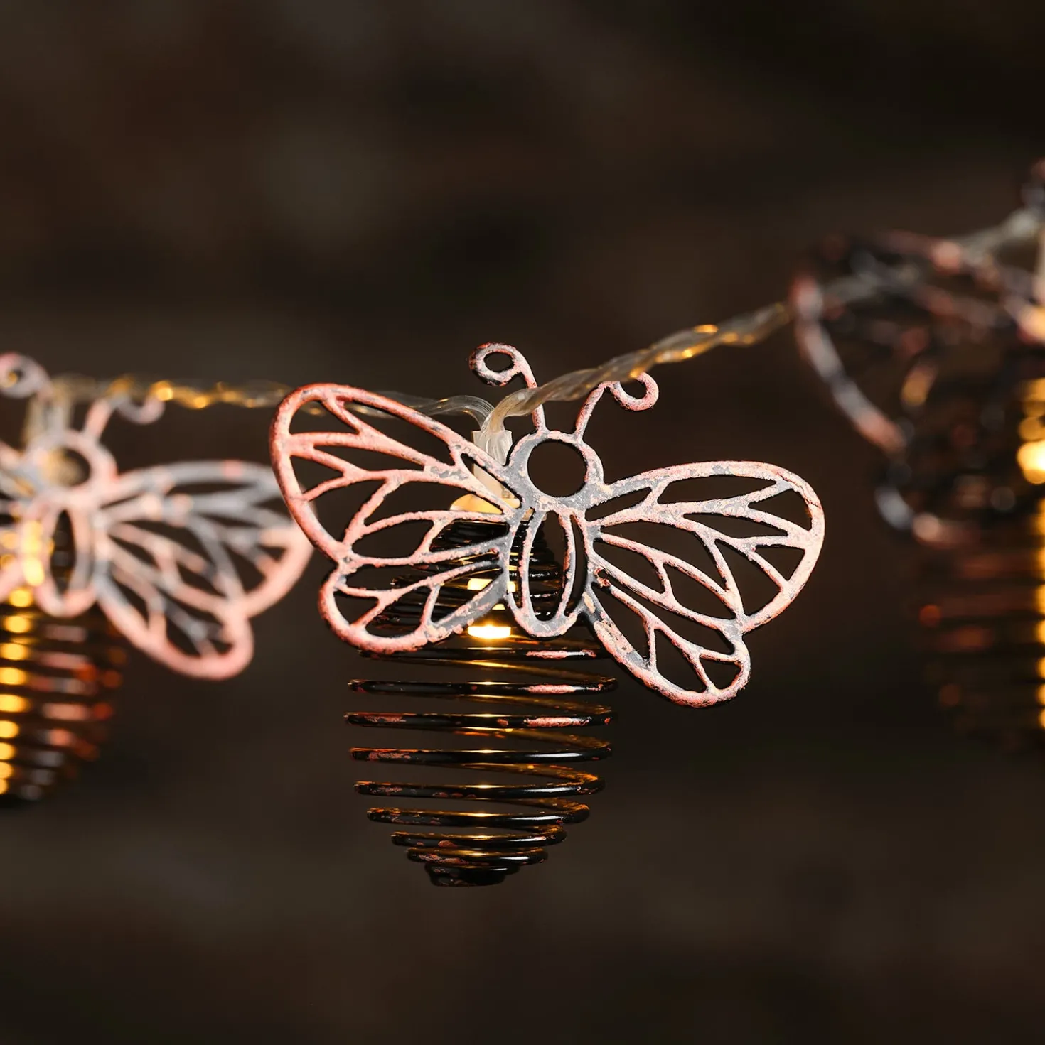 Bienen-Solar-Lichterkette mit 10 warmweißen LEDs aus Metall