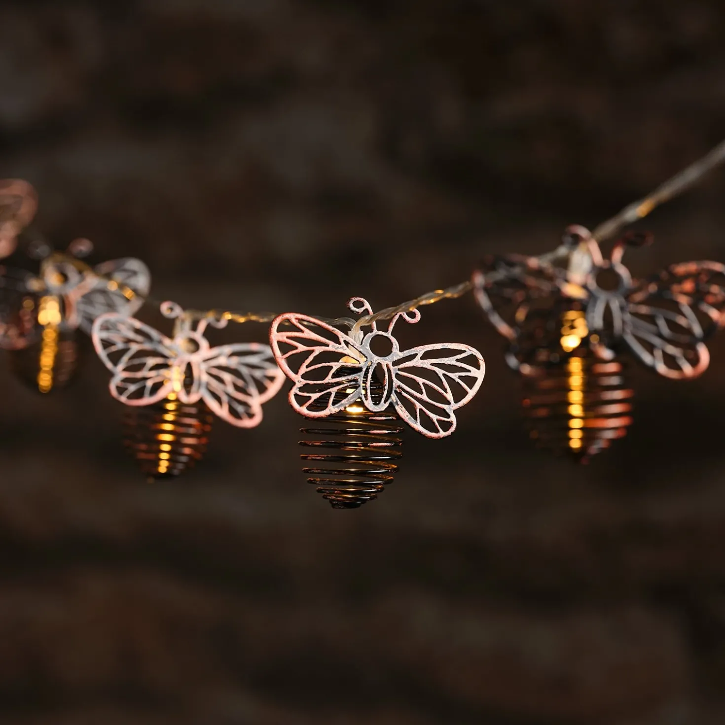 Bienen-Solar-Lichterkette mit 10 warmweißen LEDs aus Metall