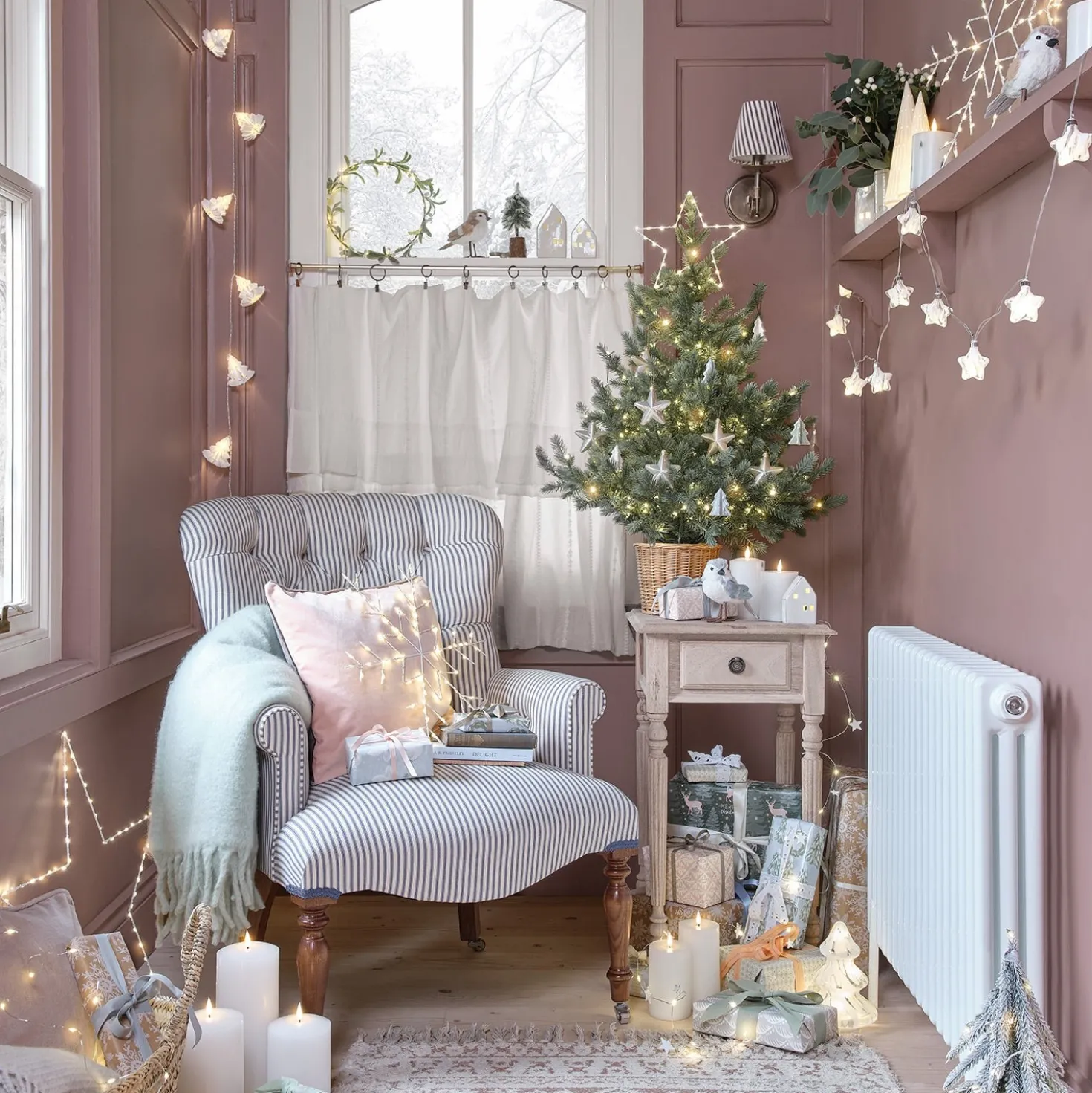 90cm Bicolor Micro LED Weihnachtsbaum im Rattan-Korb
