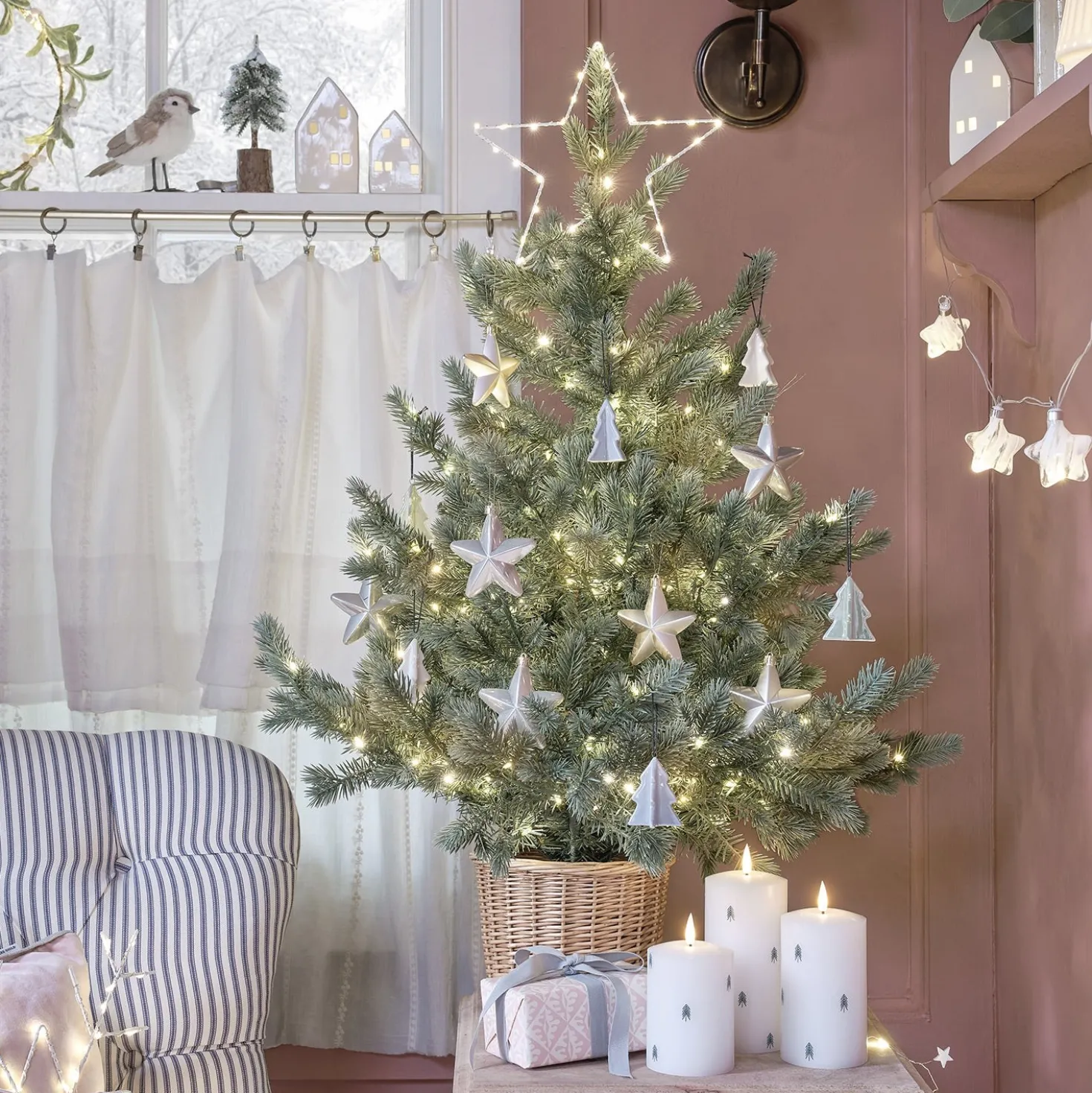 90cm Bicolor Micro LED Weihnachtsbaum im Rattan-Korb