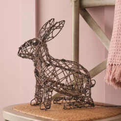 33cm Hase aus Rattan Batteriebetrieb