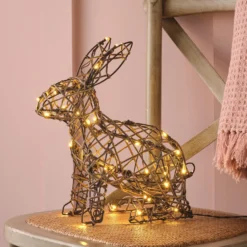33cm Hase aus Rattan Batteriebetrieb