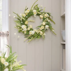45cm LED‑Frühlingskranz mit Tulpen & Gänseblümchen in Gelb