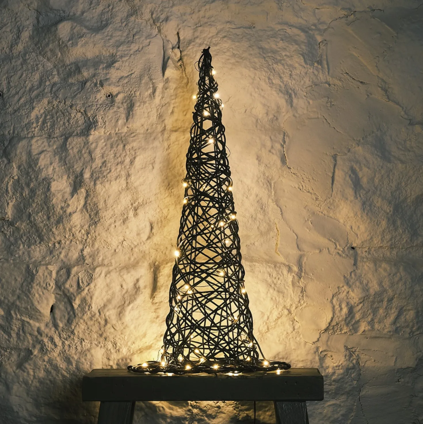 34cm LED Rattan Hexenhut
