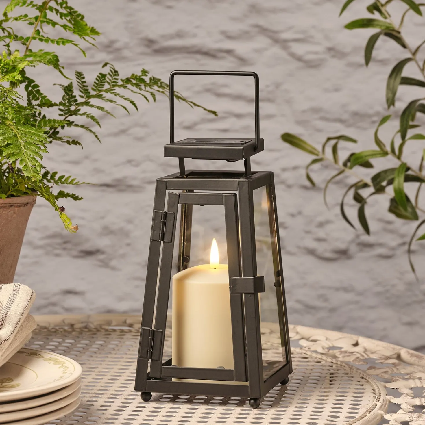 22cm Porto Solar Laterne mit TruGlow® Outdoor Kerze