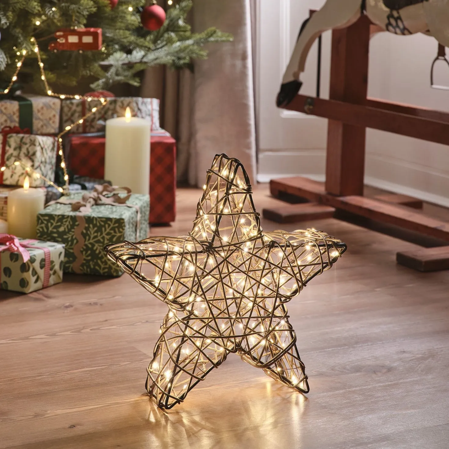 35cm Studley Rattan-LED-Stern