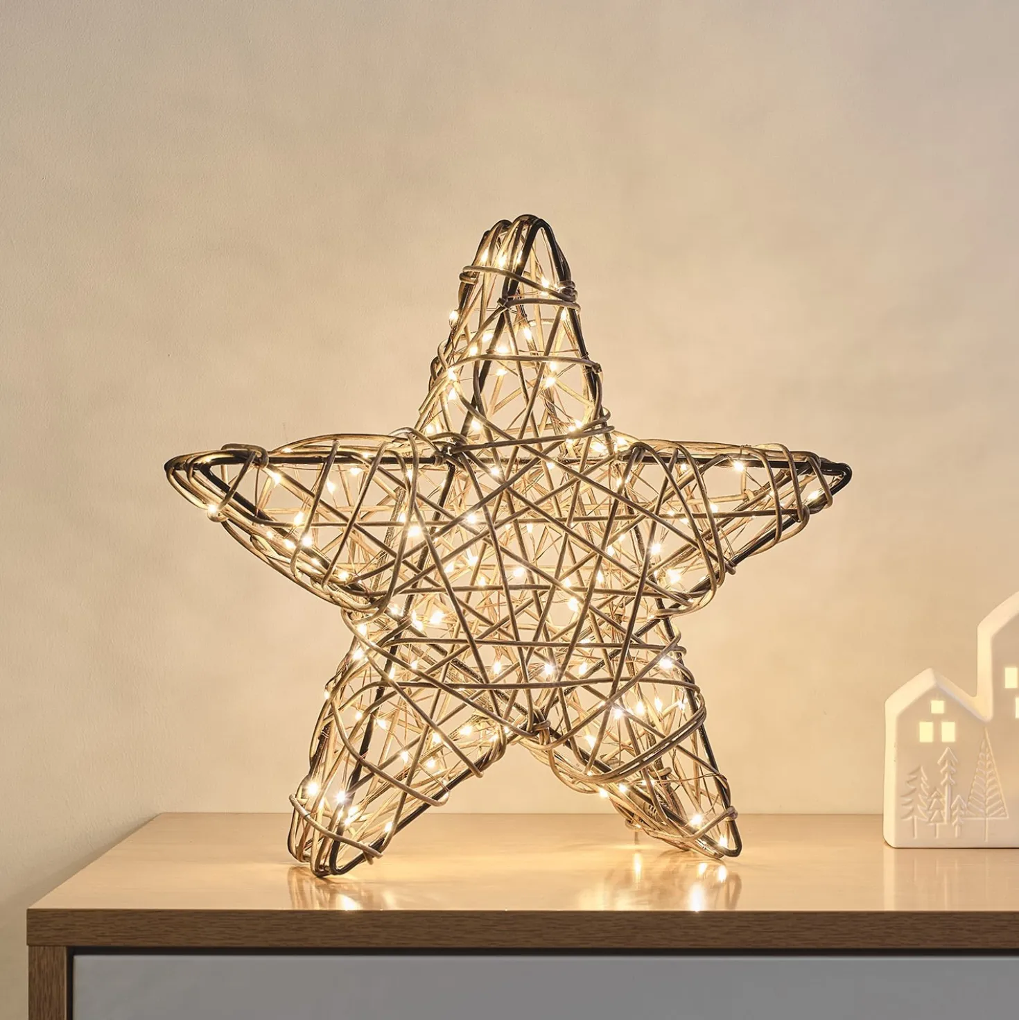 35cm Studley Rattan-LED-Stern