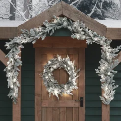 60cm verschneiter Outdoor-Kranz und 2m Weihnachtsgirlande mit Beleuchtung