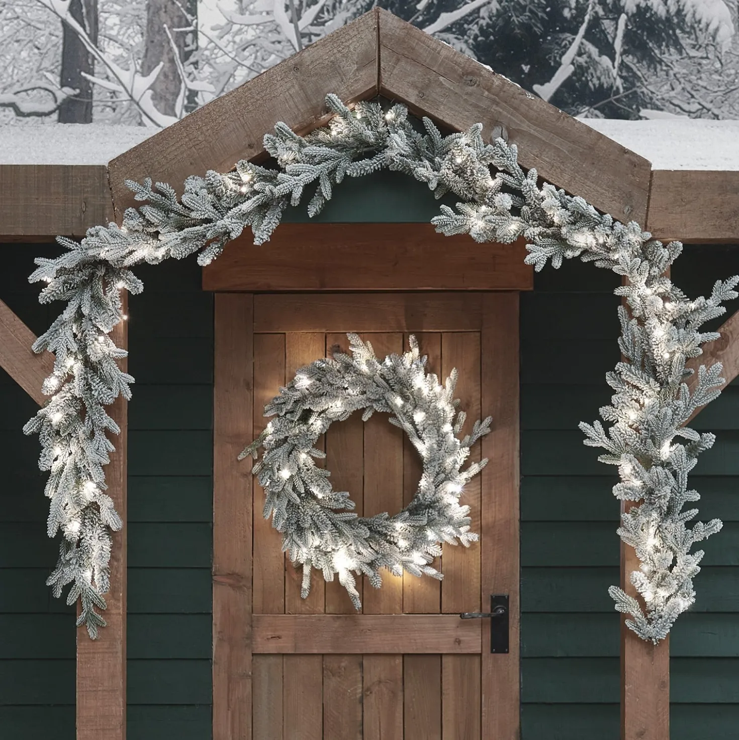 60cm verschneiter Outdoor-Kranz und 2m Weihnachtsgirlande mit Beleuchtung