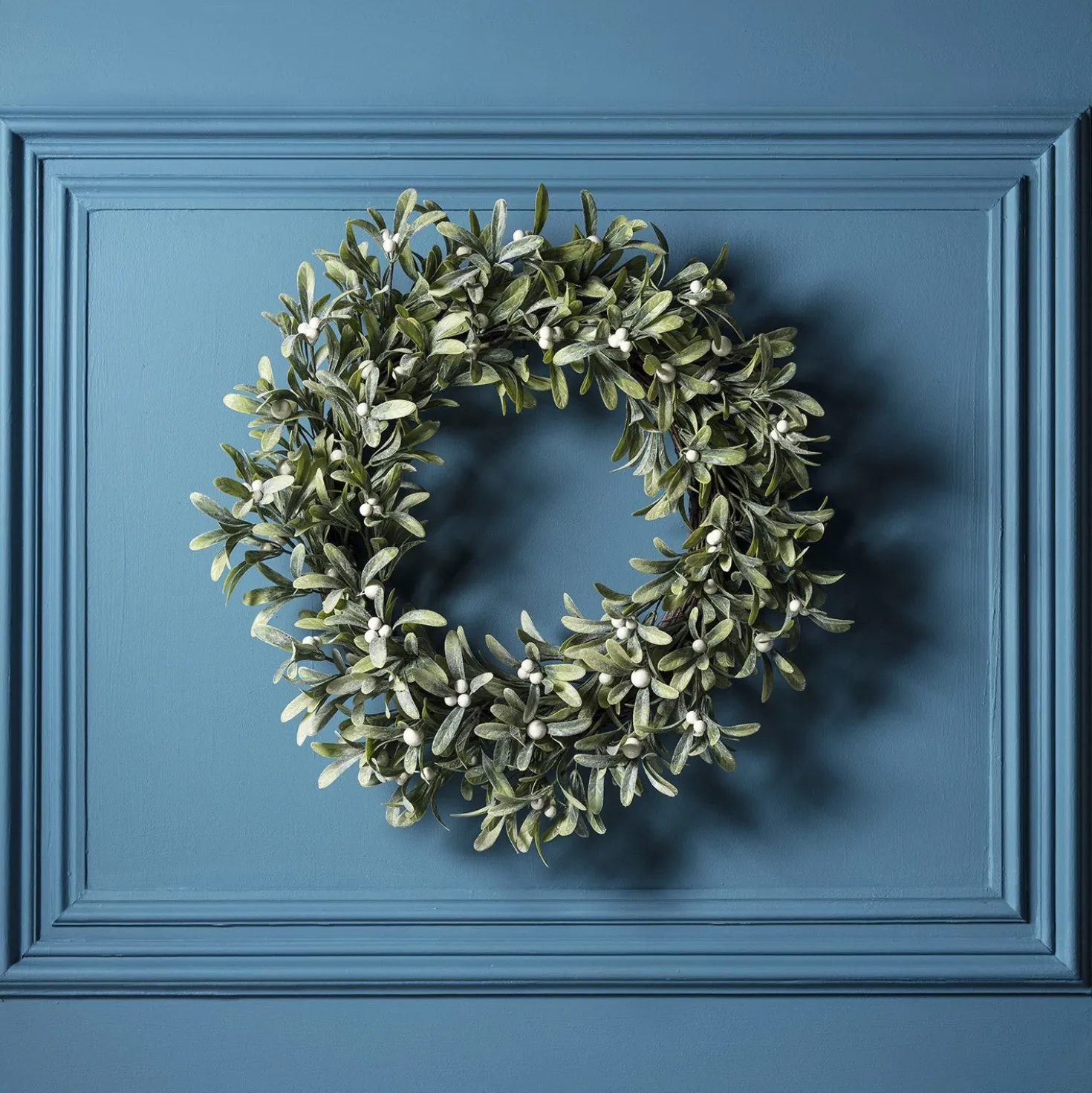 50cm Weihnachtskranz mit Mistelzweigen und Micro Lichterkette