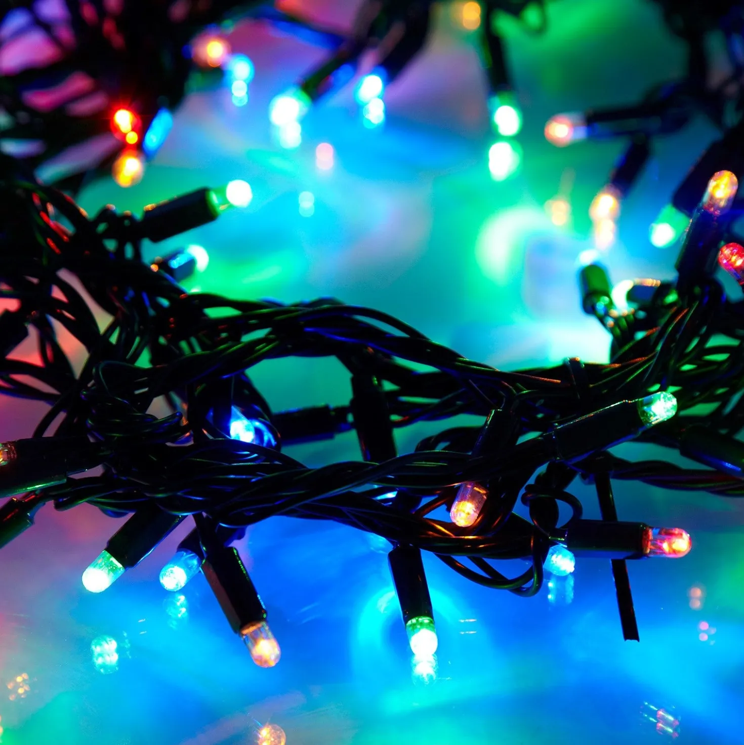 Core Connect 10m 100er LED Lichterkette bunt koppelbar grünes Kabel