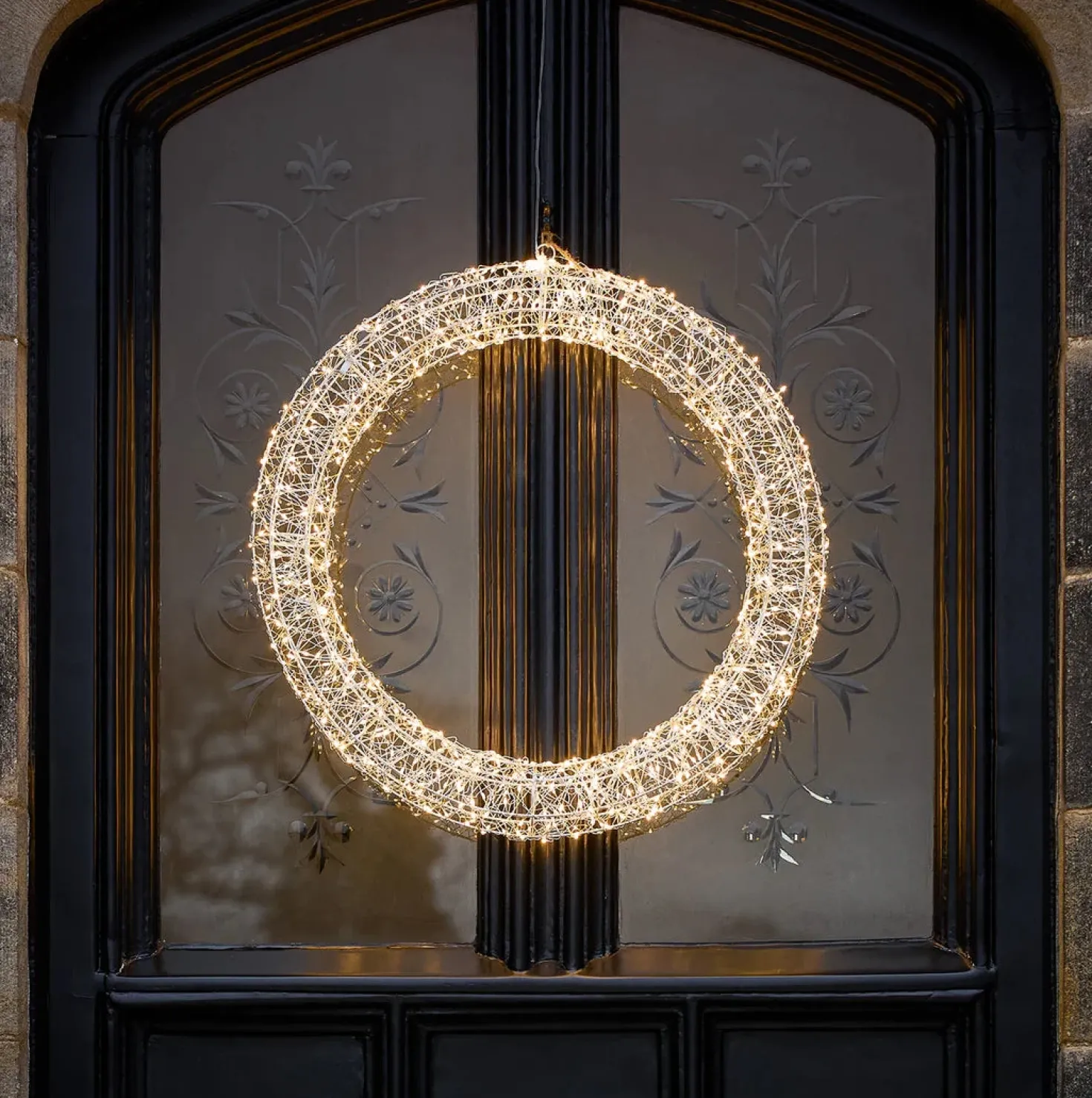 3D LED-Weihnachtskranz mit 720 LEDs in Silber 58 cm Durchmesser