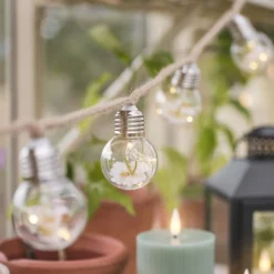 10er batteriebetriebene LED-Lichterkette mit Blumen in warmweißen Glühbirnen
