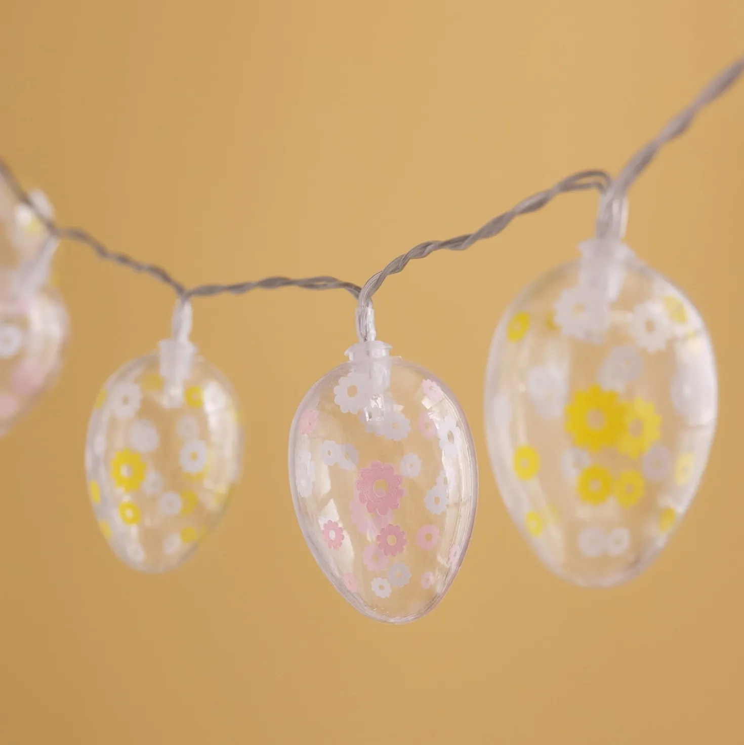 10er batteriebetriebene warmweiße Ostereier LED-Lichterkette