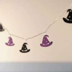 10er Halloween LED-Lichterkette mit Hexenhüten in Lila & Schwarz