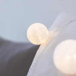 10er LED Cotton Ball Lichterkette weiß