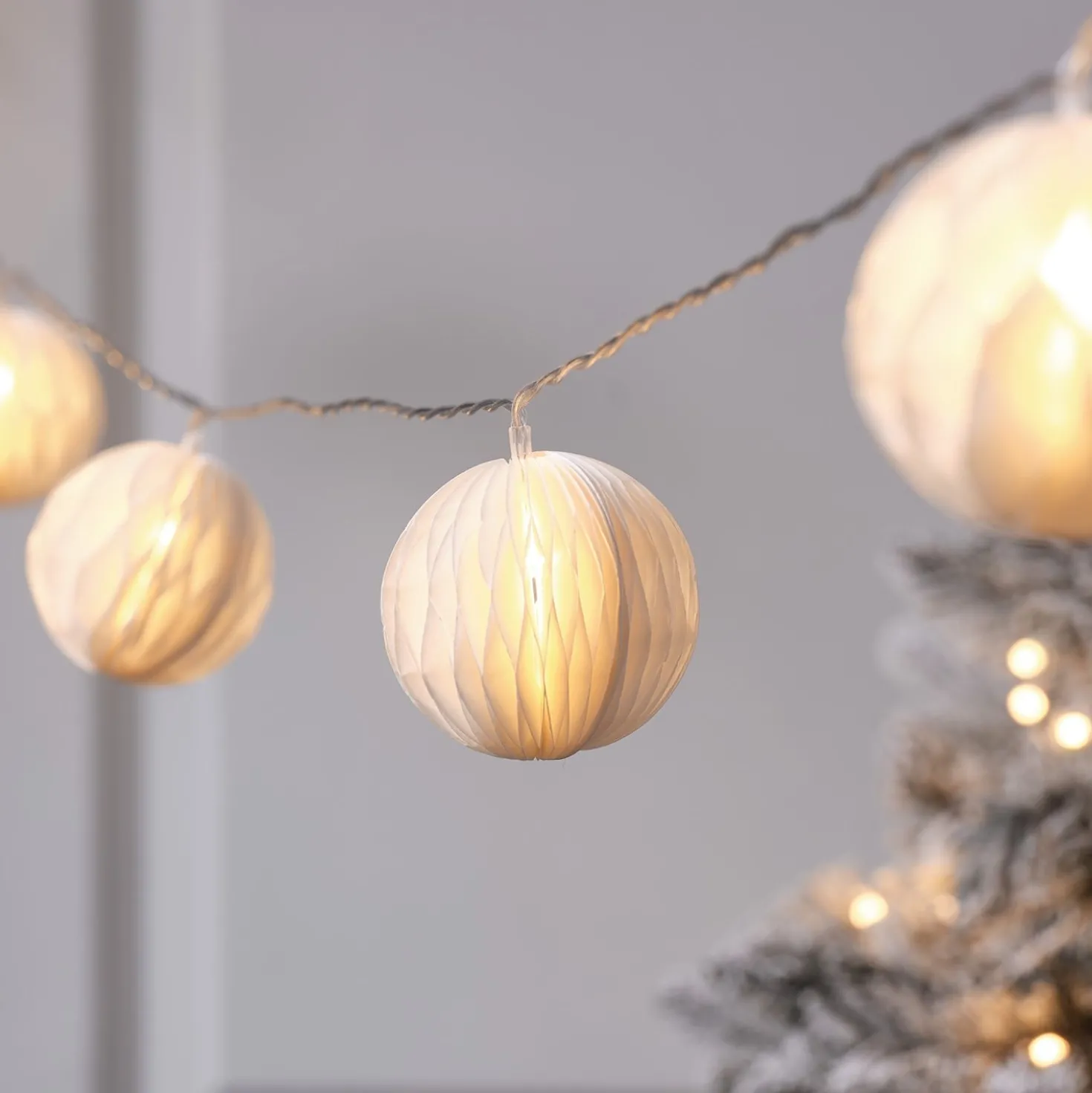 10er LED Lampion Lichterkette Bälle aus Papier