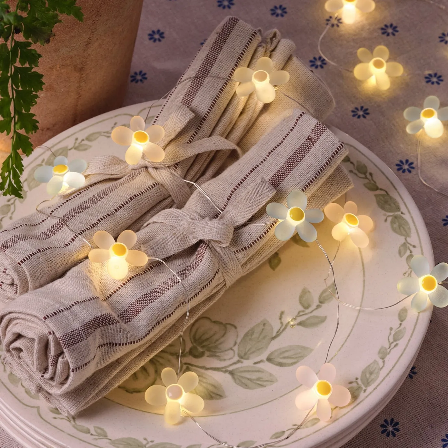 20er LED Micro Lichterkette außen Gänseblümchen