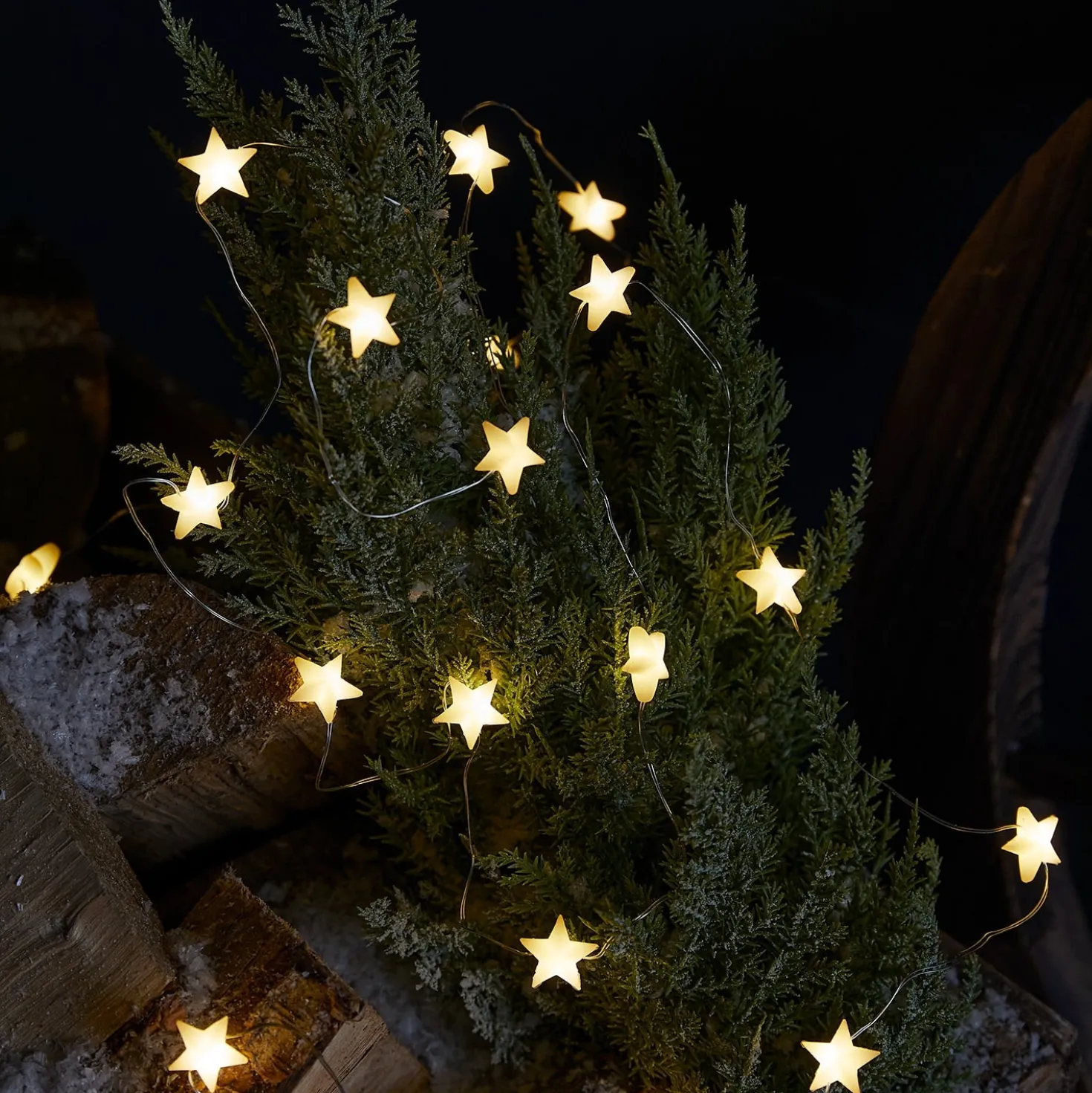 50er LED Micro Lichterkette außen Sterne aus Gummi warmweiß