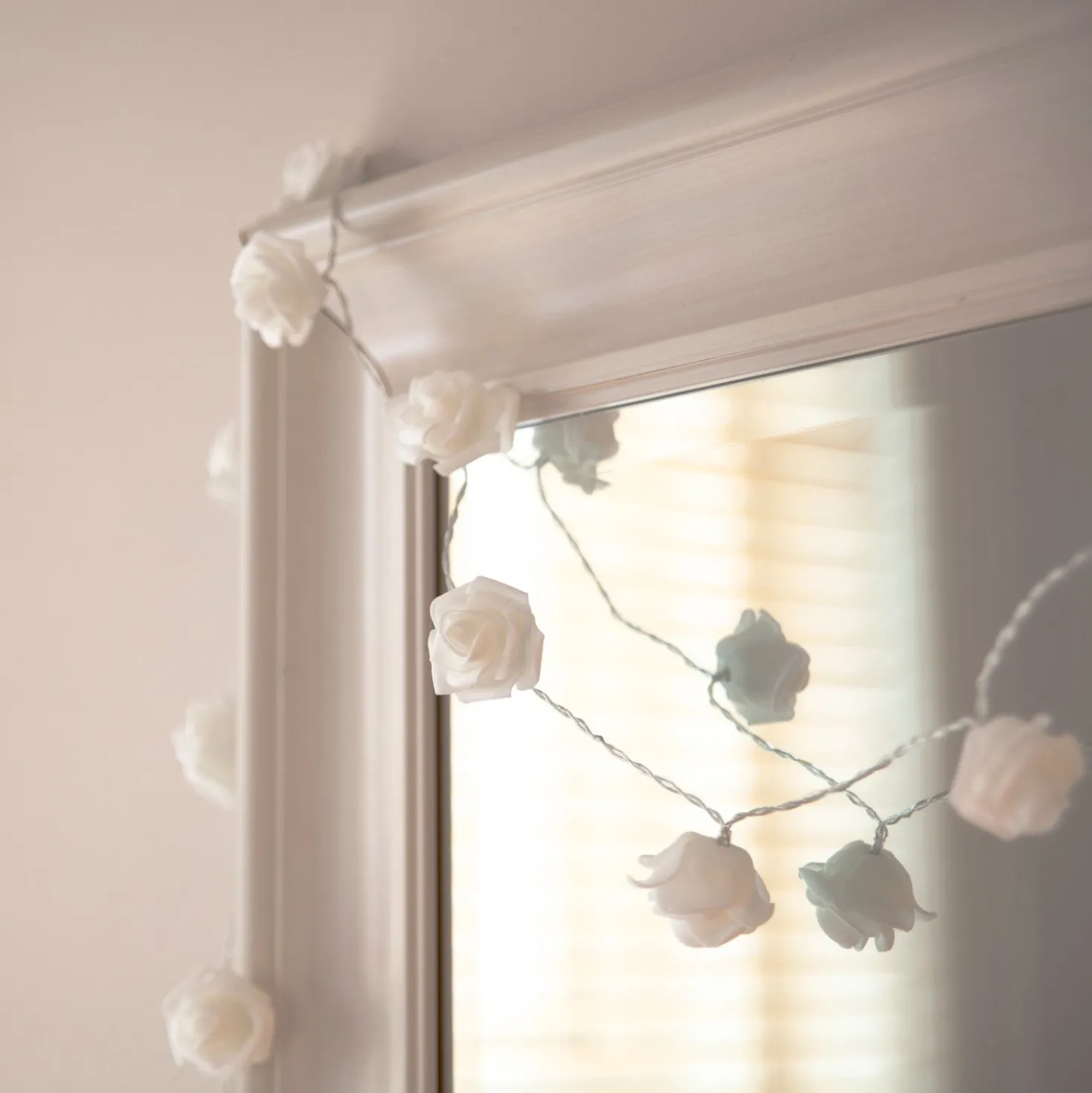 20er LED Rosen Lichterkette warmweiß batteriebetrieben