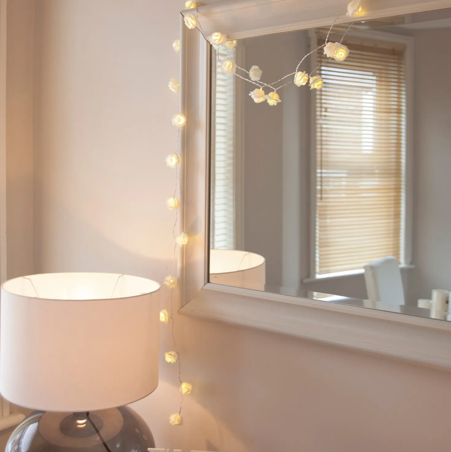 20er LED Rosen Lichterkette warmweiß batteriebetrieben