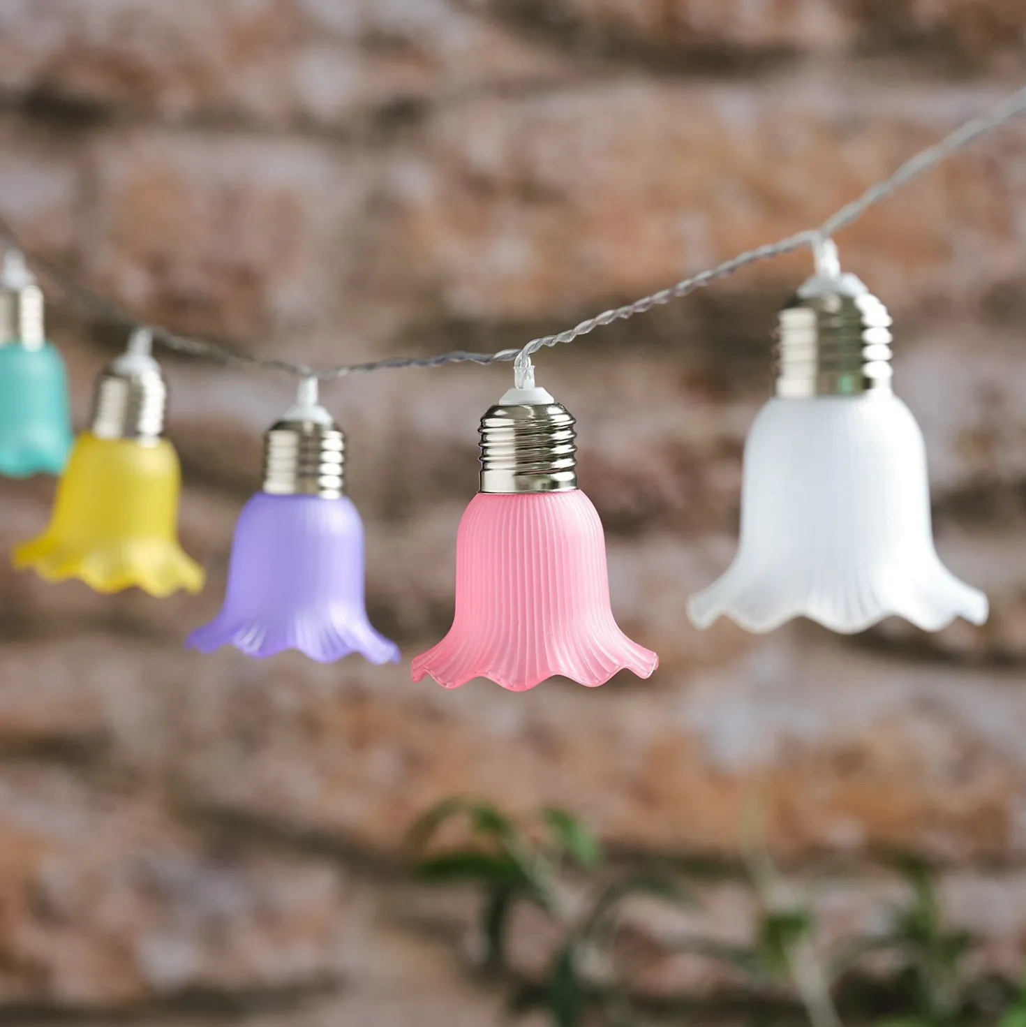 10er LED-Solar-Lichterkette pastellfarbene Blumen in Warmweiß