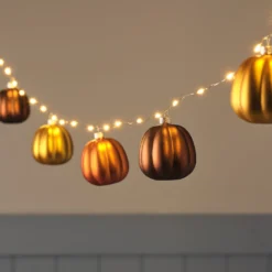 9er Metallik Kürbis LED-Mikro-Lichterkette mit Timer, Orange, Gelb & Braun