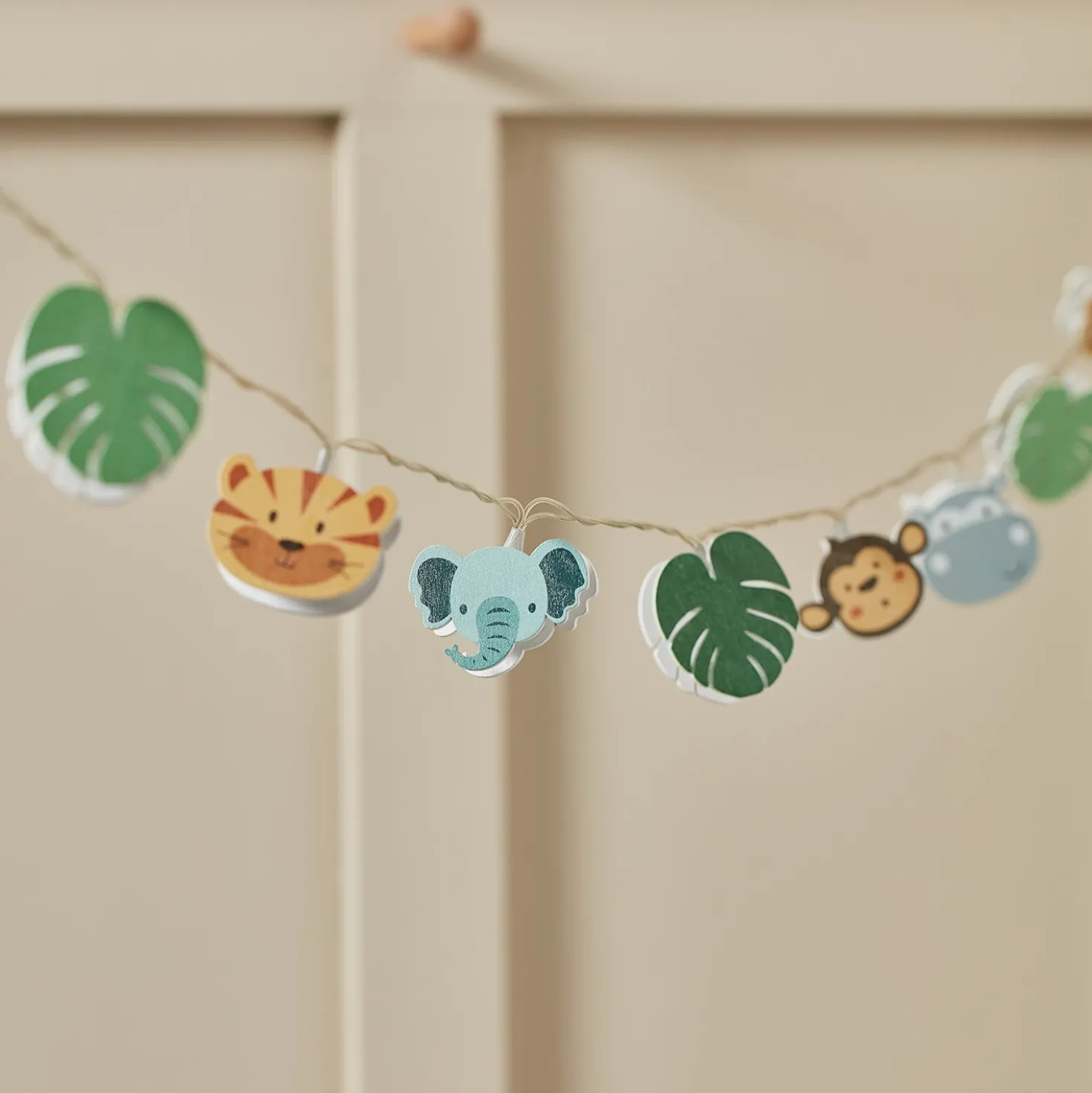 12er Safari Lichterkette Kinderzimmer aus Holz
