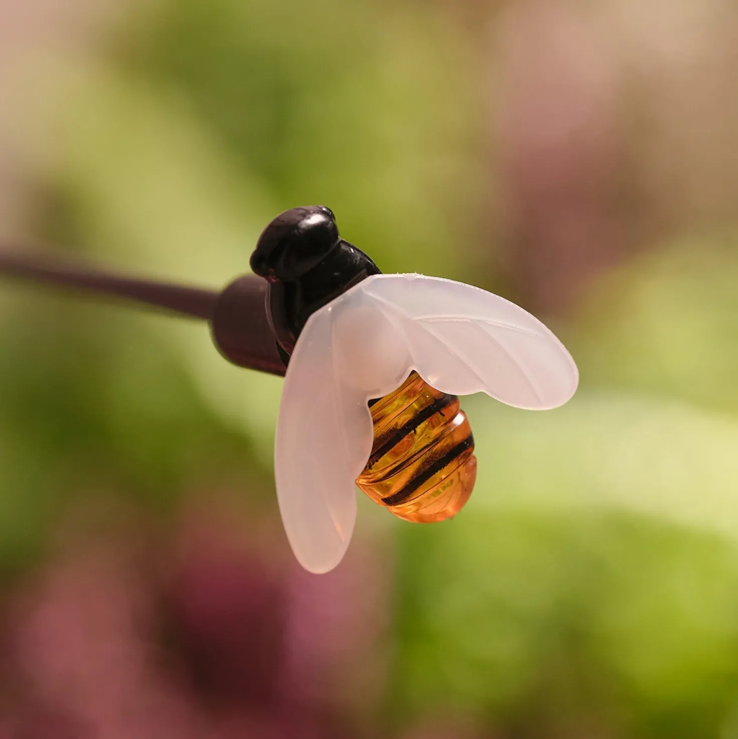 6er Set Bienen Solar-Gartenstecker mit warmweißen LEDs