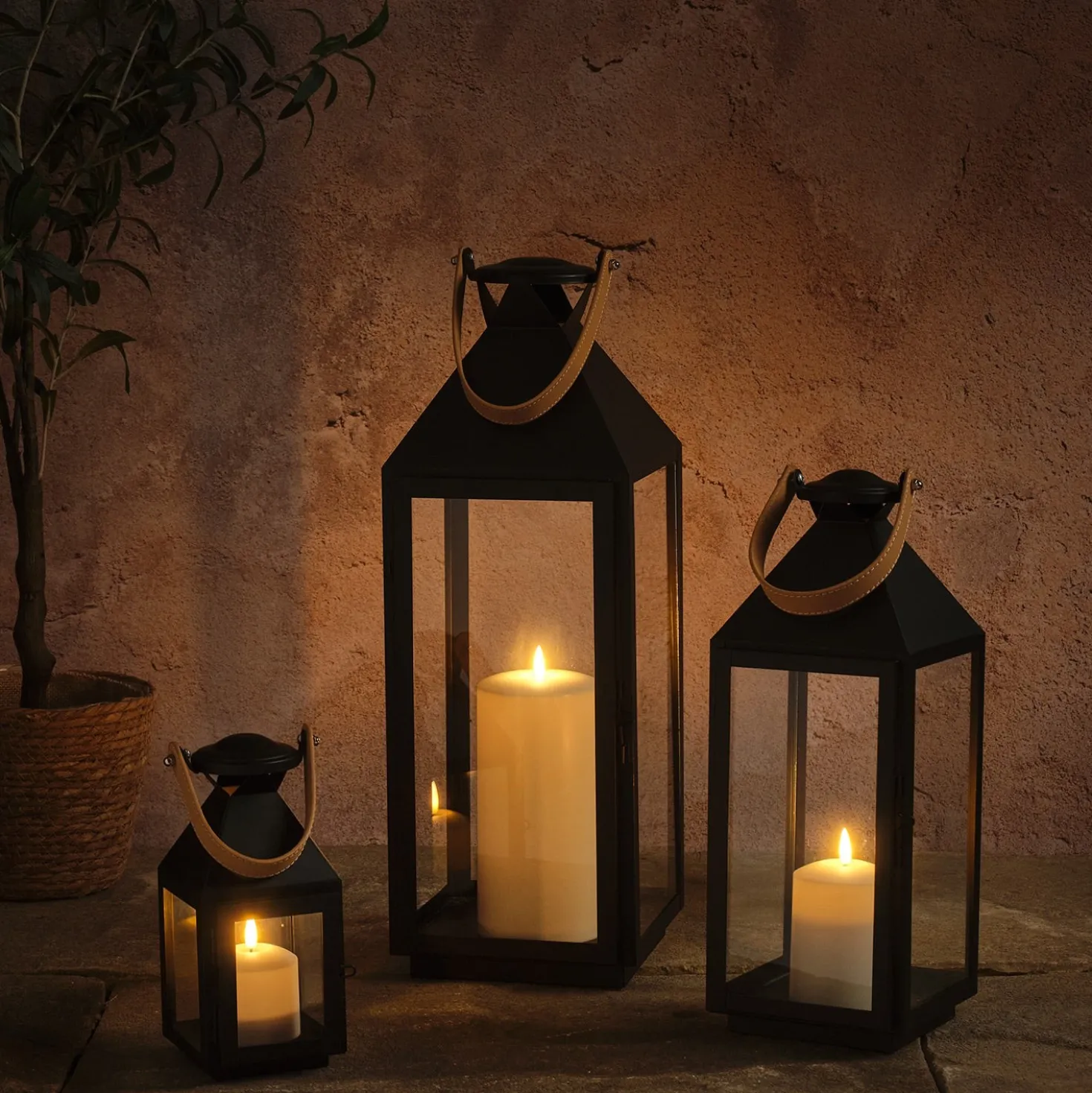 3er Set Brixham TruGlow® LED-Laternen mit Griffen in Lederoptik