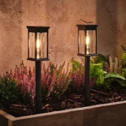 2er-Set "Cragside" Solar-Gartensteckleuchten mit warmweißer LED
