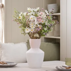 3er Set Kunstblumensträuße „Daisy Dreams“ mit Keramikvase 30 cm in Rosé