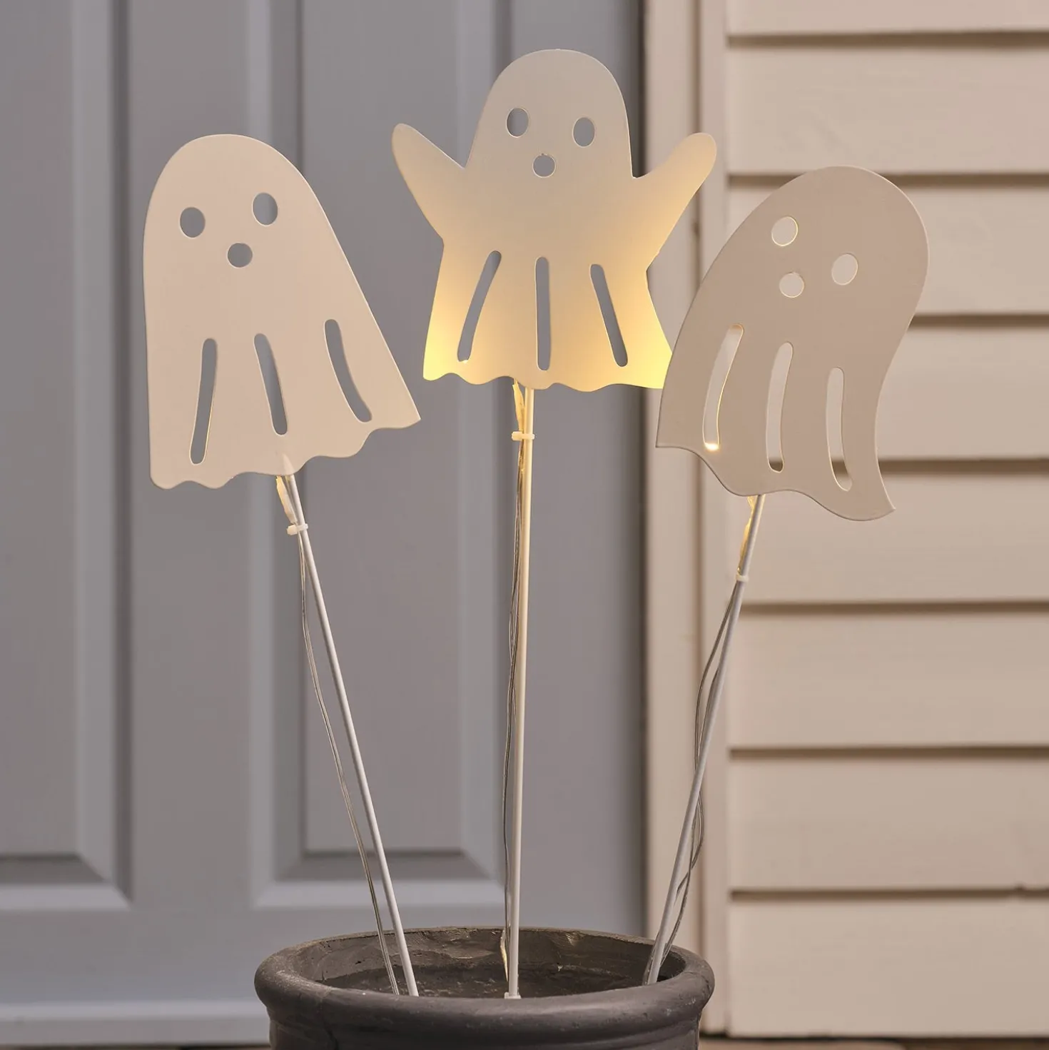 3er Set LED-Halloween-Gartenstecker Geister mit Timer