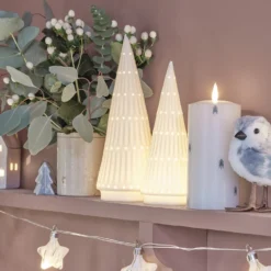2er Set LED Keramik Weihnachtsbäume weiß