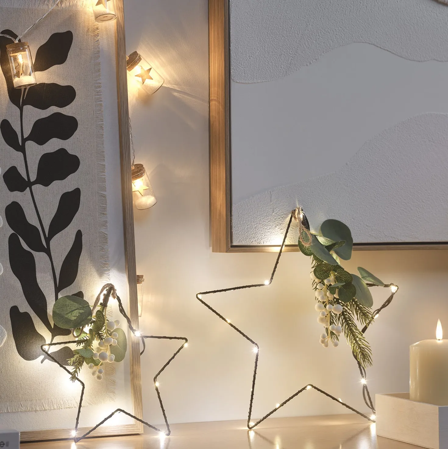 2er Set LED-Sterne mit Blättern zum Aufhängen