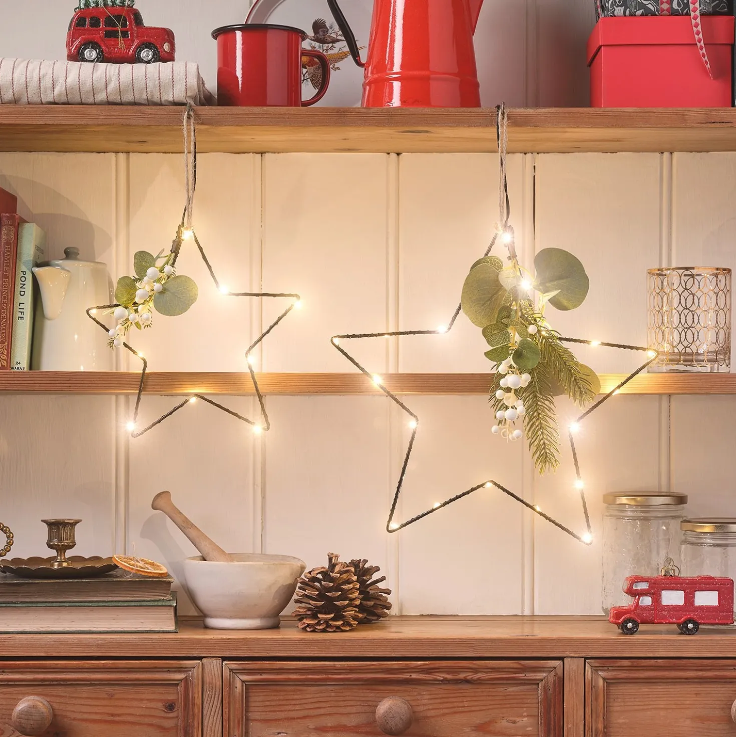 2er Set LED-Sterne mit Blättern zum Aufhängen