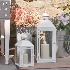 2er Set Perth Metall Laternen weiß mit TruGlow® Outdoor Kerzen mit Fernbedienung