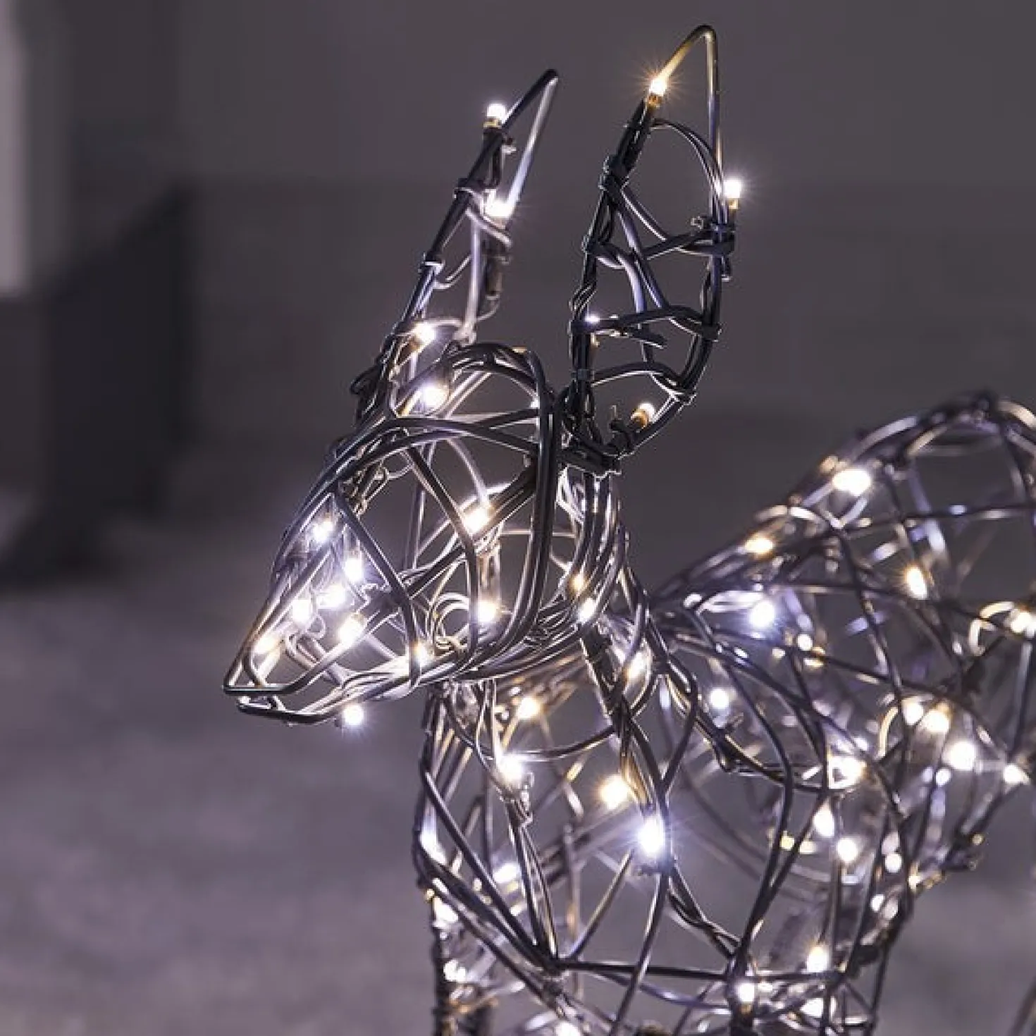 2er Set springende LED-Rentier Hirschkuh & Rehkitz L Harlow