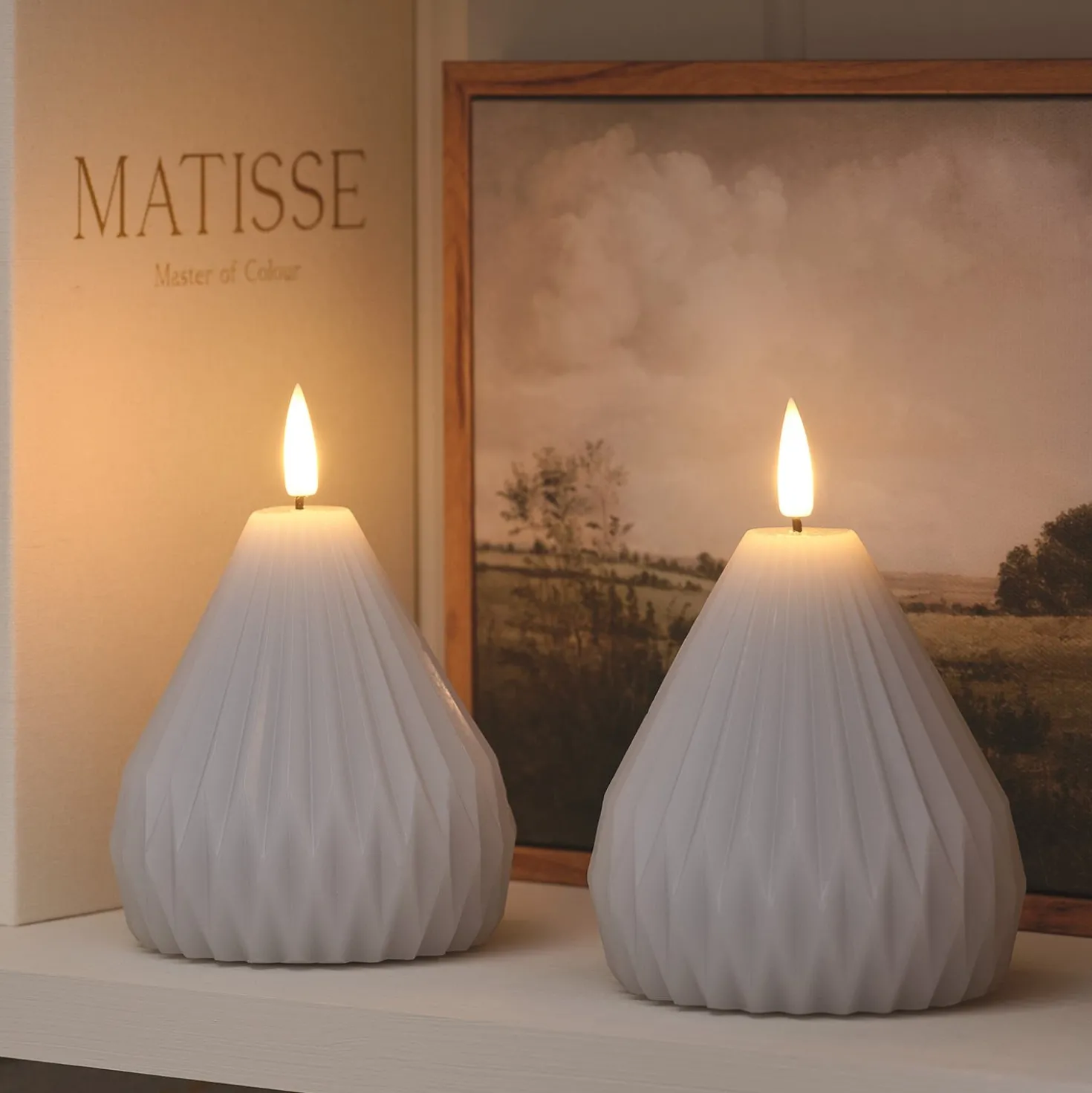 2er Set TruGlow® LED-Echtwachskerzen mit Fernbedienung im Birnen-Design in Hellgrau