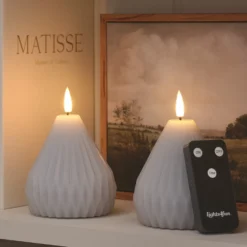 2er Set TruGlow® LED-Echtwachskerzen mit Fernbedienung im Birnen-Design in Hellgrau