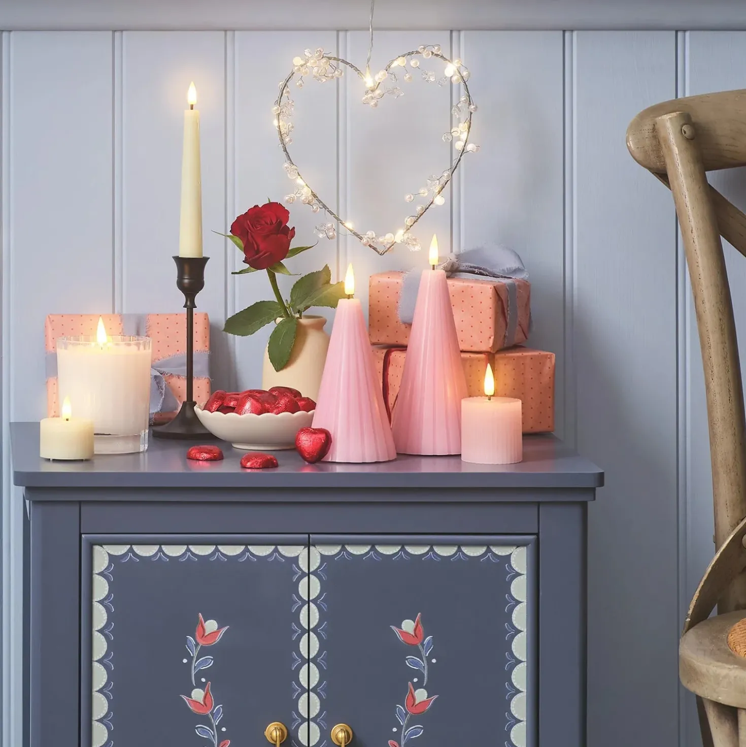 2er Set TruGlow® LED-Kegelkerzen mit Fernbedienung