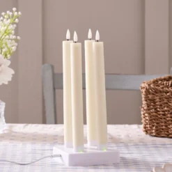 4er Set TruGlow® LED Stabkerzen Echtwachs elfenbeinfarben wiederaufladbar mit Fernbedienung