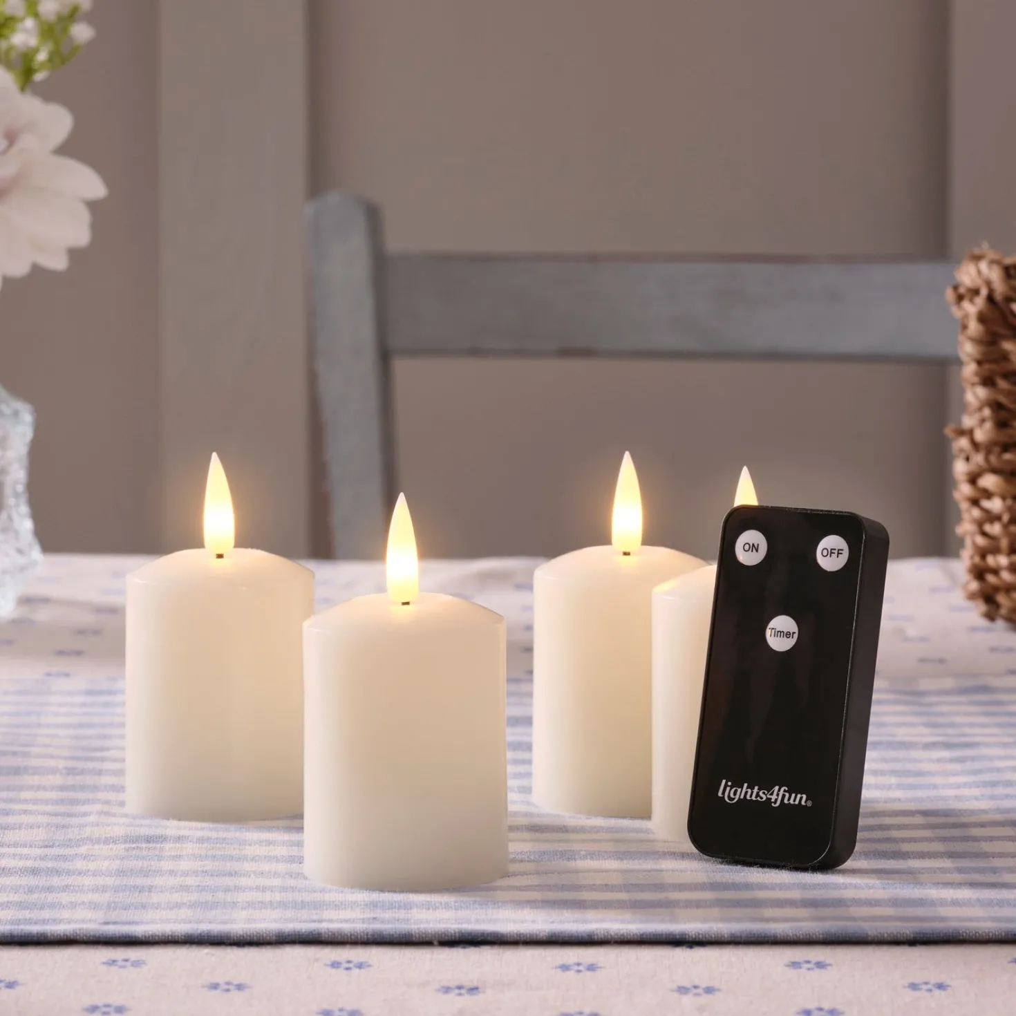 4er Set TruGlow® LED Votivkerzen Echtwachs elfenbeinfarben wiederaufladbar mit Fernbedienung