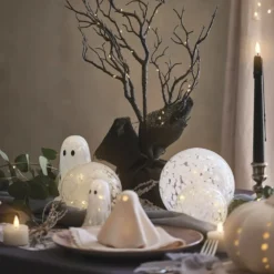 Gertie LED-Halloween-Geist-Deko aus Konfettiglas - klein