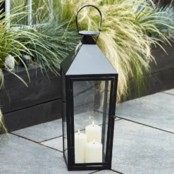 Große Cairns Metall Laterne in Schwarz mit 3 TruGlow® Outdoor Kerzen