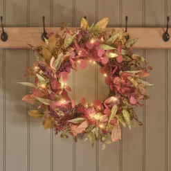 Herbstdeko-Set aus beleuchtetem Kranz & Girlande mit Laub